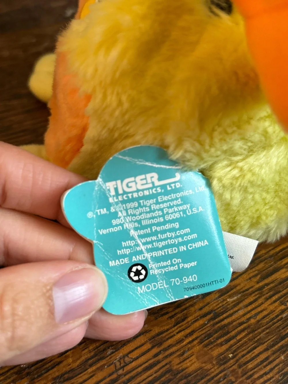 Vintage 1999 Furby (DOES NOT WORK)